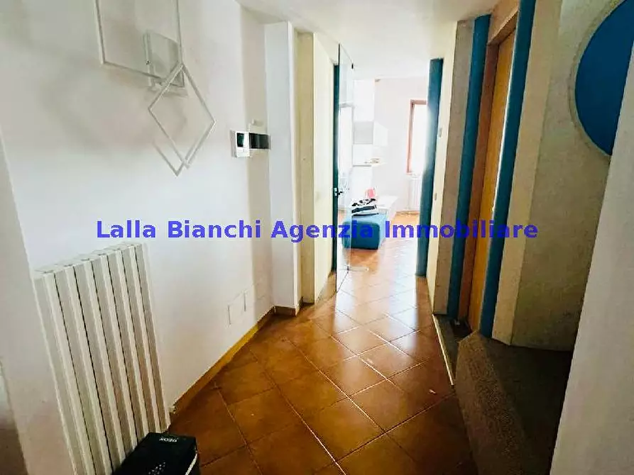 Immagine 10 di Appartamento in affitto  in VIA CATTANEO a Pesaro