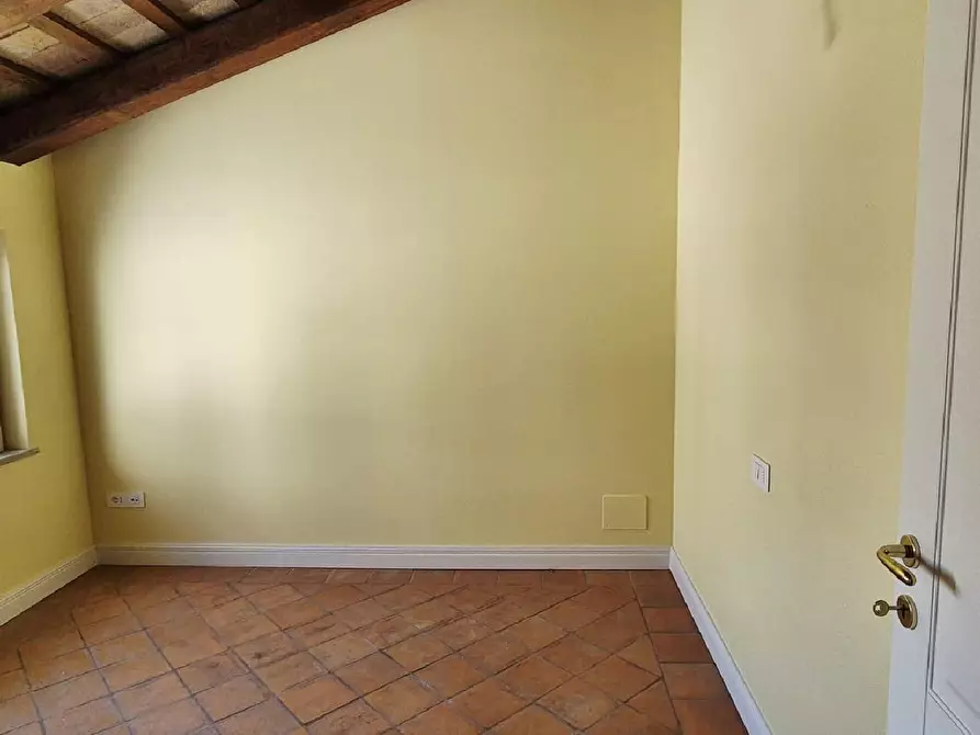 Immagine 14 di Appartamento in vendita  in VIA PETRUCCI a Pesaro