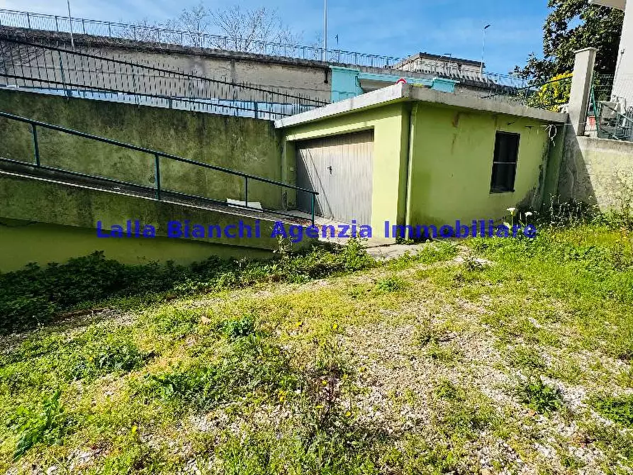 Immagine 19 di Appartamento in affitto  in VIALE AMENDOLA a Pesaro