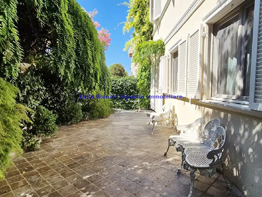 Immagine 9 di Casa indipendente in vendita  in VIA CIRO MENOTTI a Pesaro