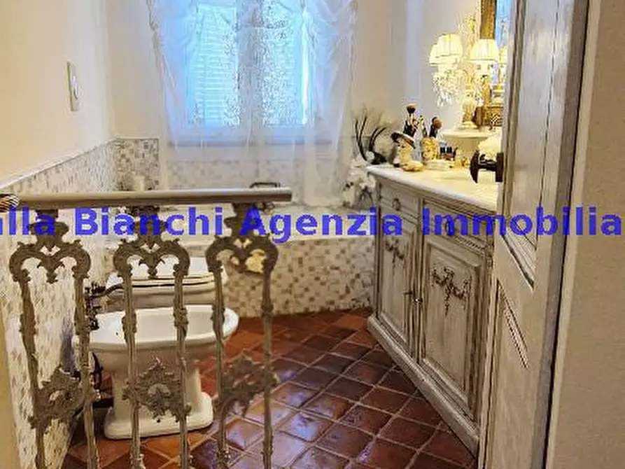 Immagine 45 di Casa indipendente in vendita  in VIA CIRO MENOTTI a Pesaro