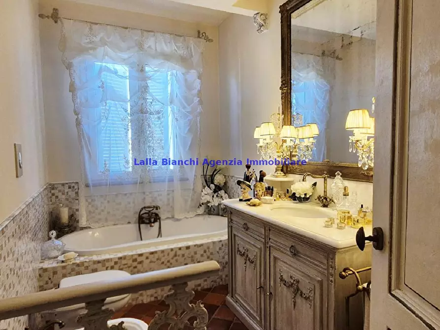 Immagine 116 di Casa indipendente in vendita  in VIA CIRO MENOTTI a Pesaro