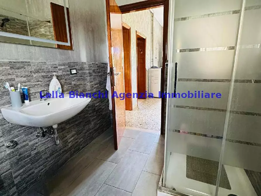 Immagine 9 di Casa indipendente in vendita  in VIA PANTANELLI a Vallefoglia