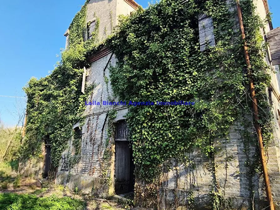 Immagine 20 di Rustico / casale in vendita  in VIA VILLAGRANDE a Pesaro