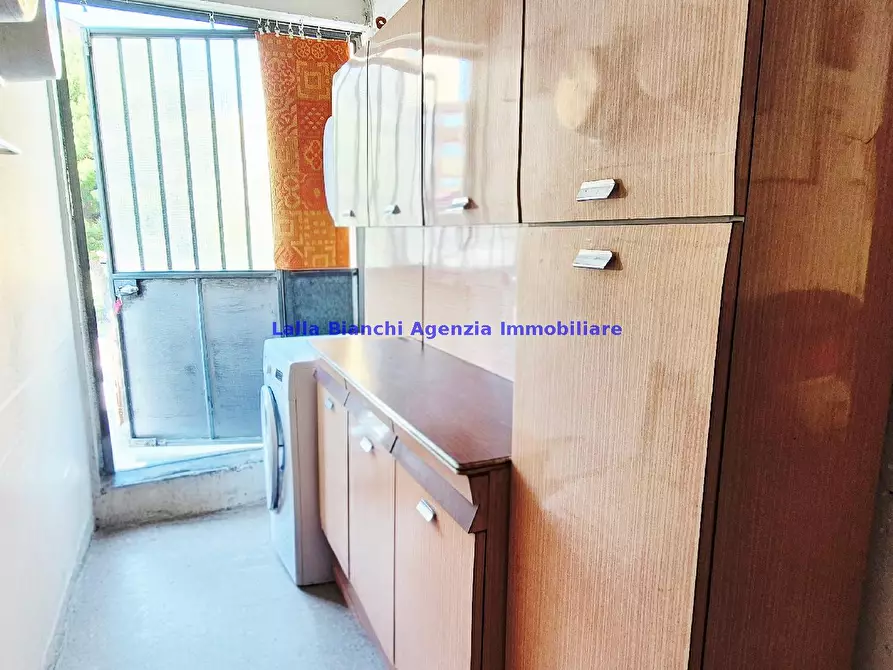 Immagine 8 di Appartamento in vendita  in VIA MARCO MINGHETTI a Pesaro