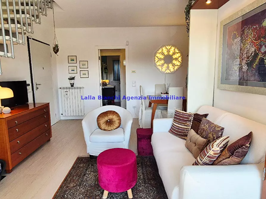 Immagine 3 di Appartamento in vendita  in VIA DEI TIGLI a Pesaro