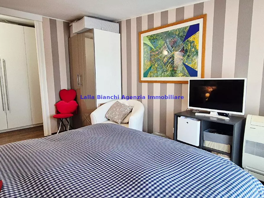 Immagine 36 di Appartamento in vendita  in VIA DEI TIGLI a Pesaro