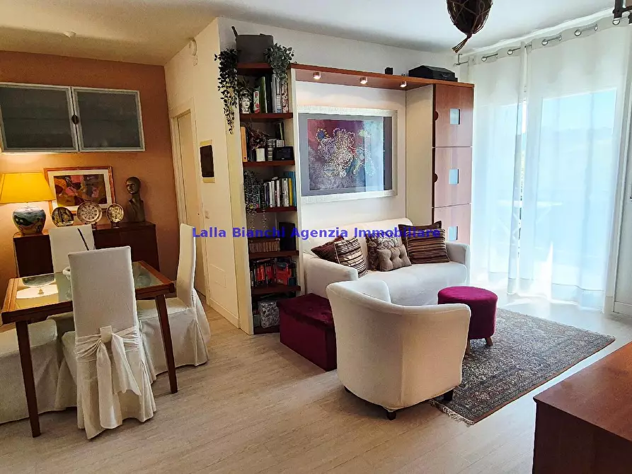 Immagine 45 di Appartamento in vendita  in VIA DEI TIGLI a Pesaro