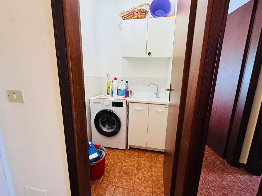 Immagine 6 di Appartamento in vendita  in VIA TOGLIATTI a Pesaro