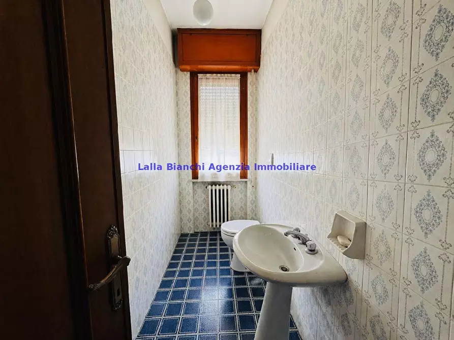 Immagine 5 di Casa bifamiliare in vendita  in VIA TOMBESI a Pesaro