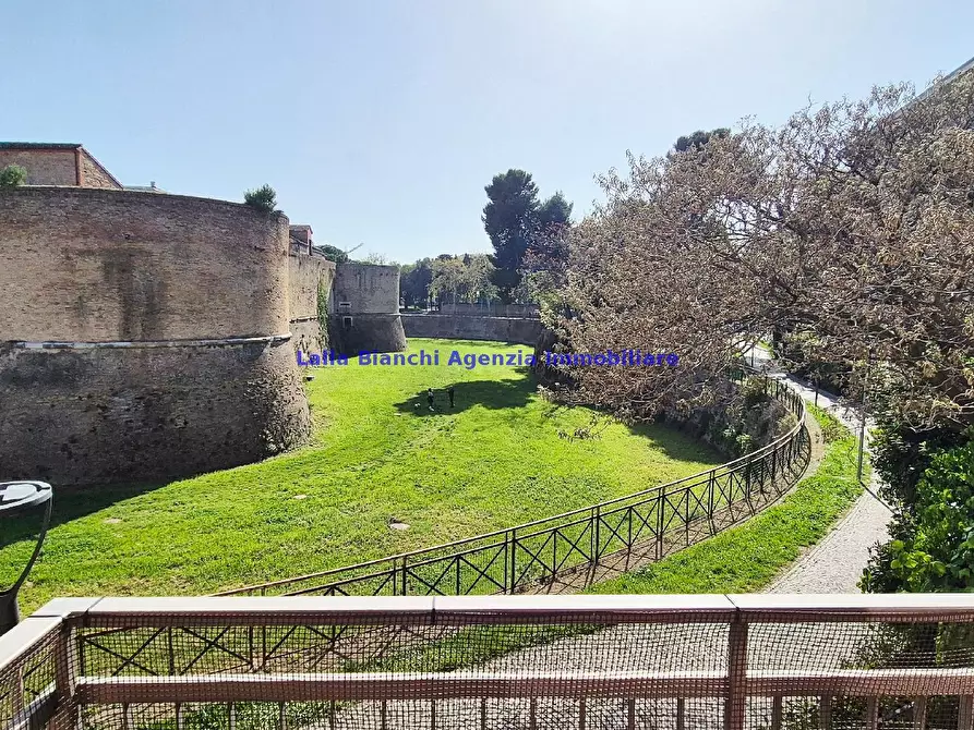 Immagine 17 di Appartamento in vendita  in VIALE DELLA VITTORIA a Pesaro