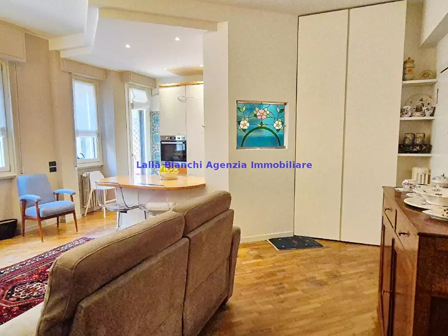 Immagine 1 di Appartamento in vendita  in VIALE DELLA VITTORIA a Pesaro