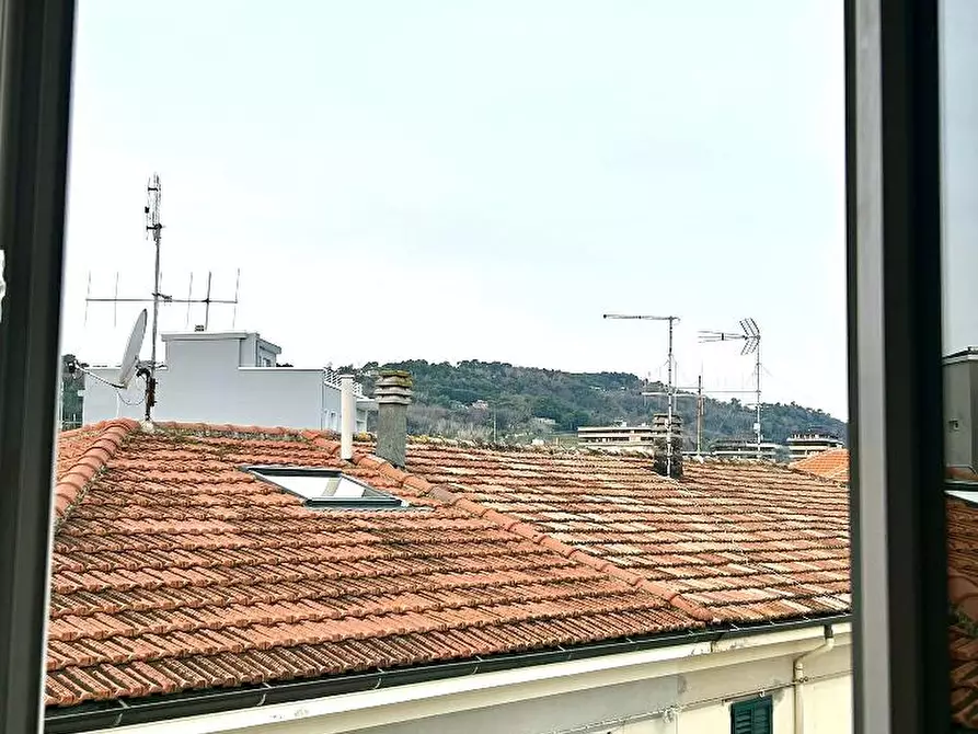 Immagine 8 di Appartamento in vendita  in VIA NAPOLI a Pesaro
