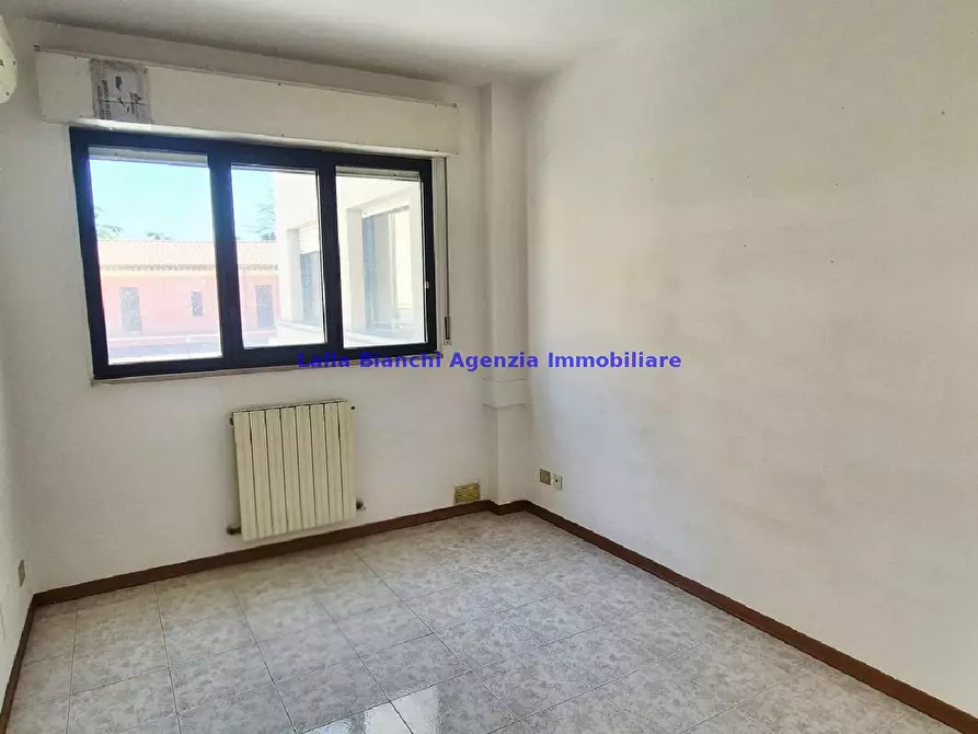 Immagine 11 di Ufficio in affitto  in PIAZZALE GARIBALDI a Pesaro