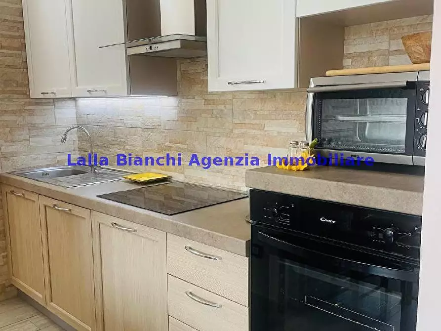 Immagine 9 di Appartamento in affitto  in VIA BERNARDINO BALDI a Pesaro