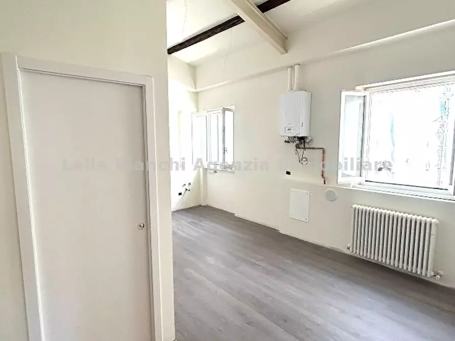 Immagine 10 di Appartamento in vendita  in VIA MAZZA a Pesaro
