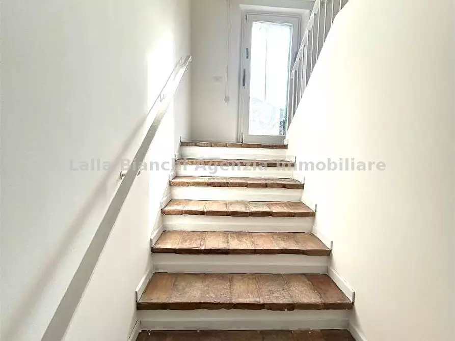 Immagine 15 di Appartamento in vendita  in VIA MAZZA  a Pesaro