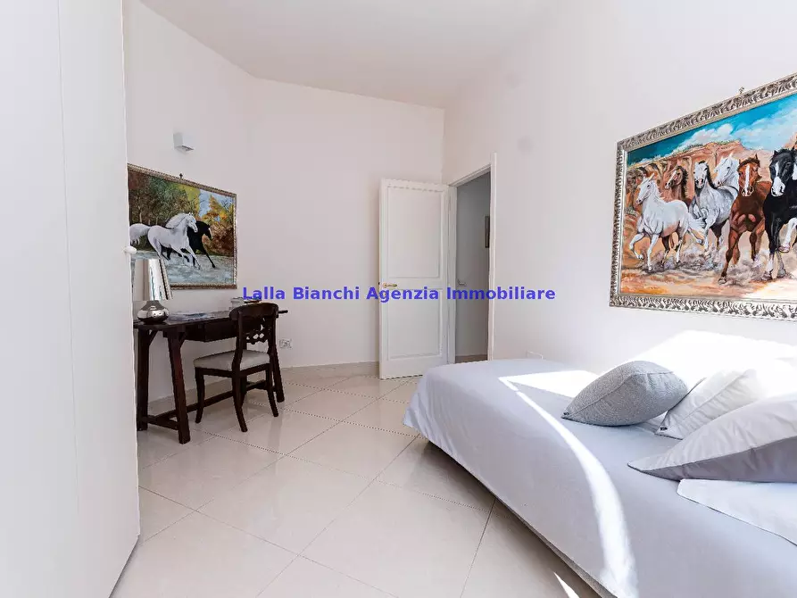 Immagine 18 di Villa in vendita  in STRADA PANORAMICA ARDIZIO a Pesaro