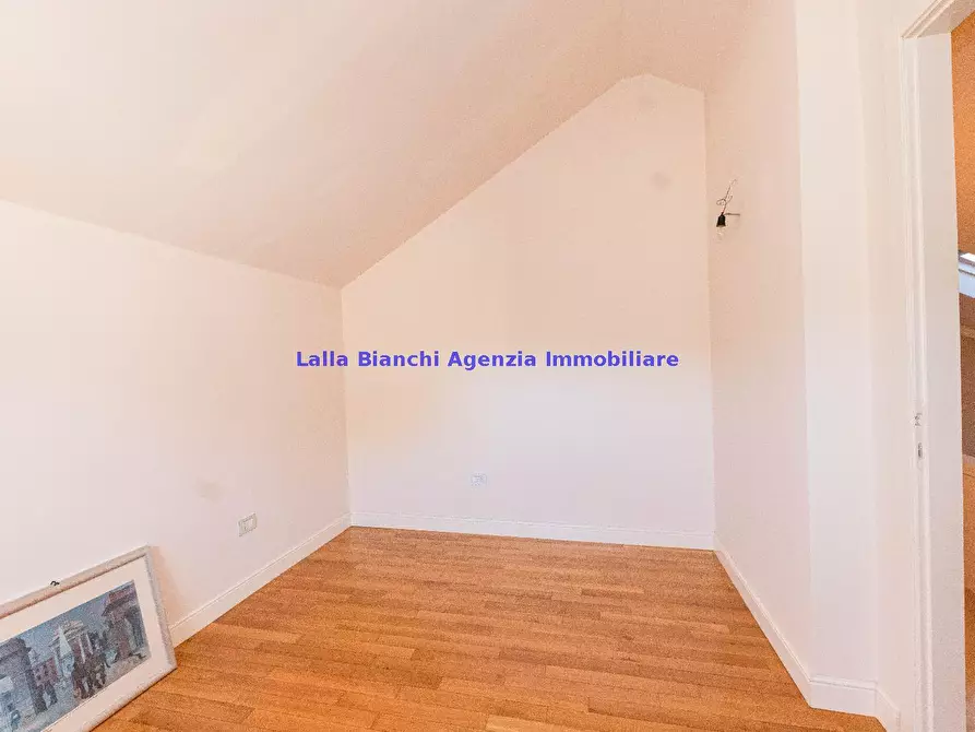 Immagine 51 di Villa in vendita  in STRADA PANORAMICA ARDIZIO a Pesaro