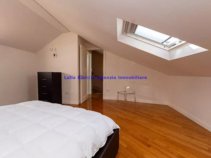 Immagine 60 di Villa in vendita  in STRADA PANORAMICA ARDIZIO a Pesaro