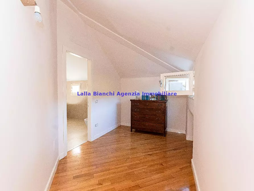 Immagine 63 di Villa in vendita  in STRADA PANORAMICA ARDIZIO a Pesaro
