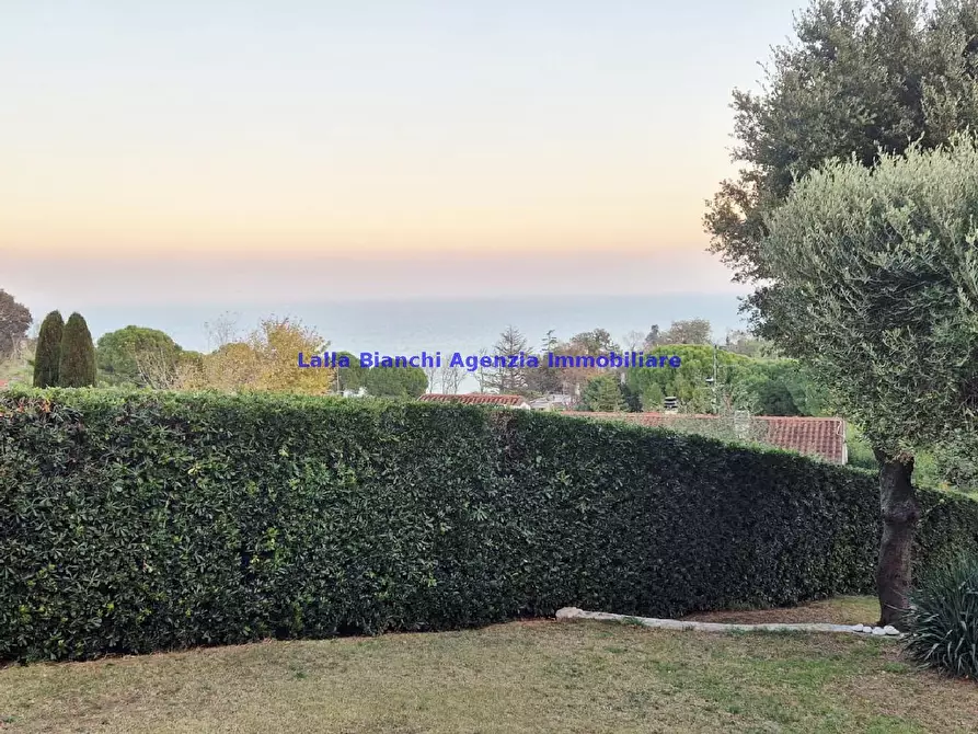 Immagine 77 di Villa in vendita  in STRADA PANORAMICA ARDIZIO a Pesaro