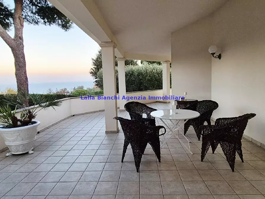Immagine 78 di Villa in vendita  in STRADA PANORAMICA ARDIZIO a Pesaro