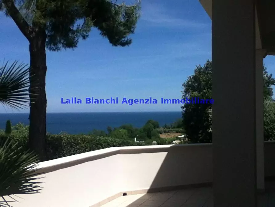 Immagine 85 di Villa in vendita  in STRADA PANORAMICA ARDIZIO a Pesaro