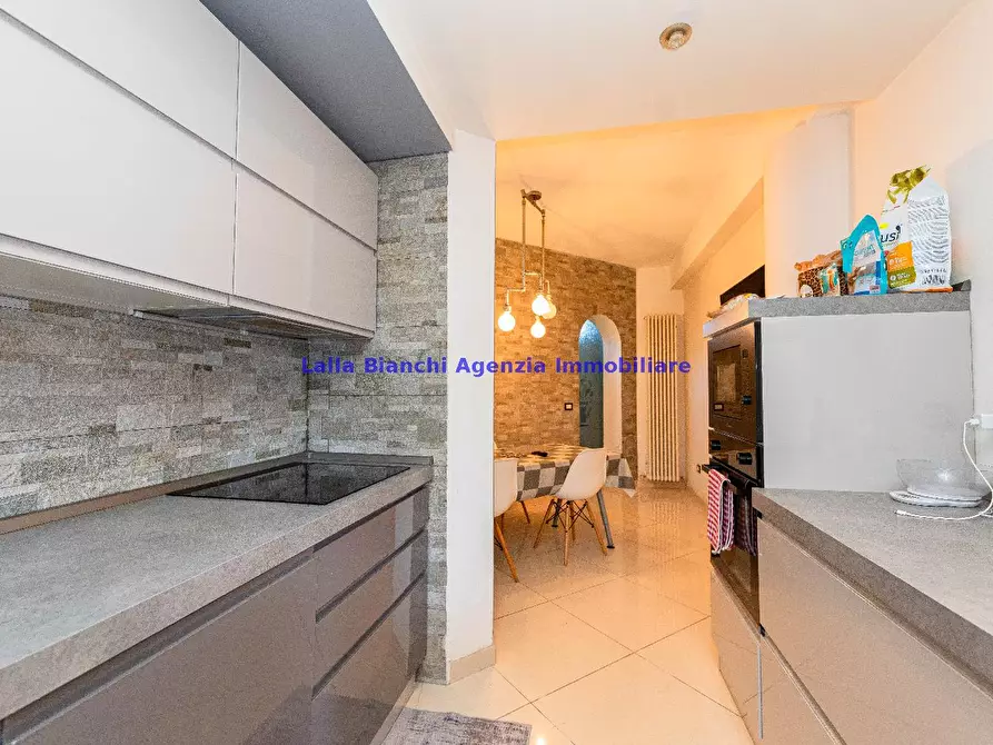 Immagine 106 di Villa in vendita  in STRADA PANORAMICA ARDIZIO a Pesaro
