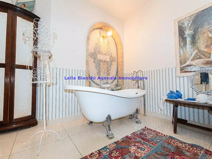 Immagine 113 di Villa in vendita  in STRADA PANORAMICA ARDIZIO a Pesaro