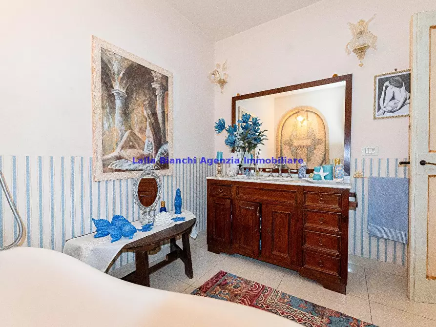 Immagine 118 di Villa in vendita  in STRADA PANORAMICA ARDIZIO a Pesaro