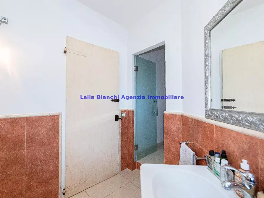 Immagine 131 di Villa in vendita  in STRADA PANORAMICA ARDIZIO a Pesaro