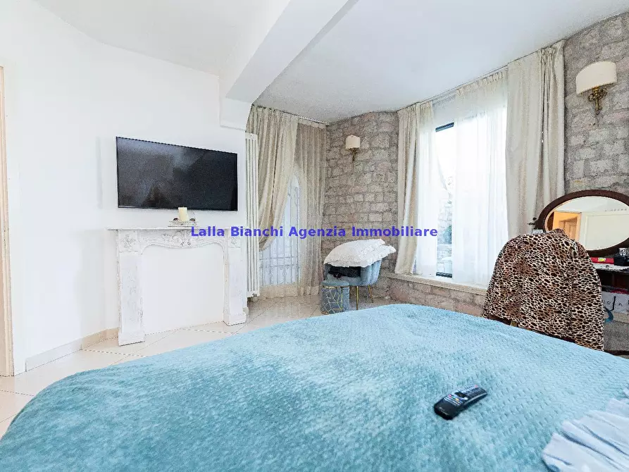 Immagine 136 di Villa in vendita  in STRADA PANORAMICA ARDIZIO a Pesaro