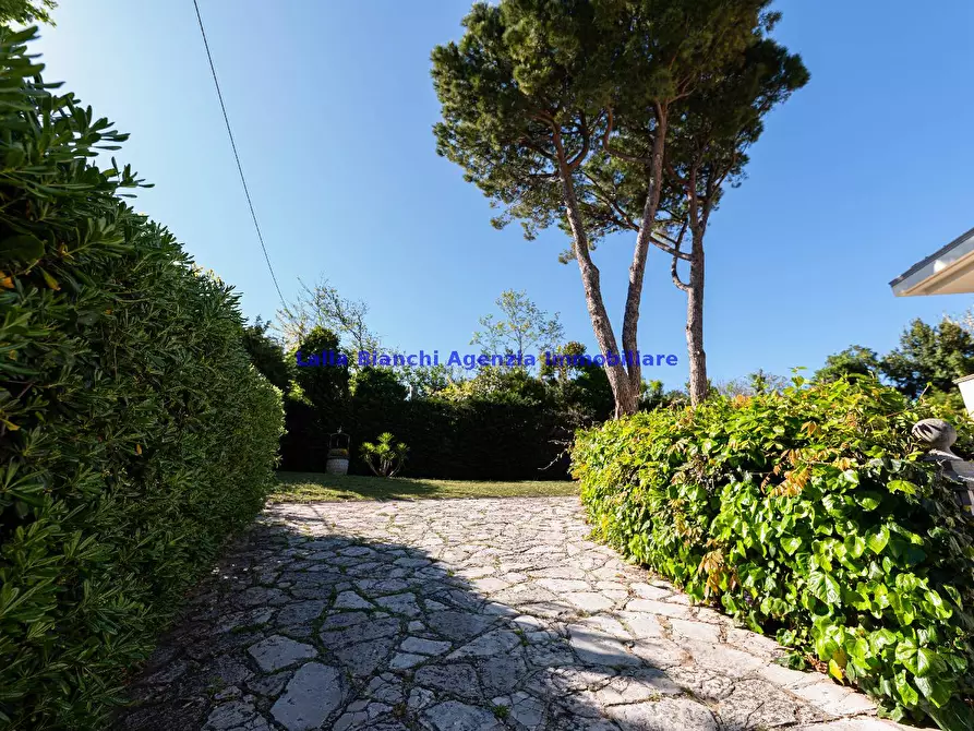 Immagine 148 di Villa in vendita  in STRADA PANORAMICA ARDIZIO a Pesaro