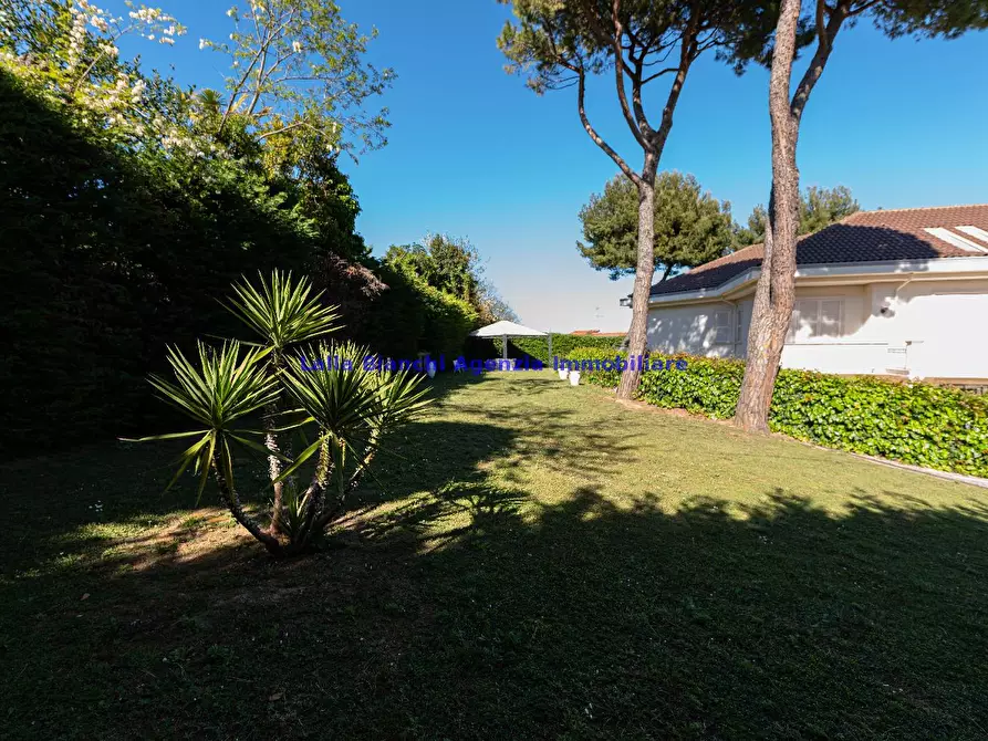 Immagine 160 di Villa in vendita  in STRADA PANORAMICA ARDIZIO a Pesaro
