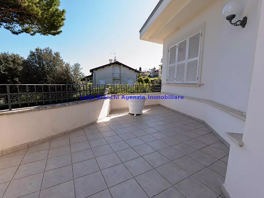 Immagine 162 di Villa in vendita  in STRADA PANORAMICA ARDIZIO a Pesaro