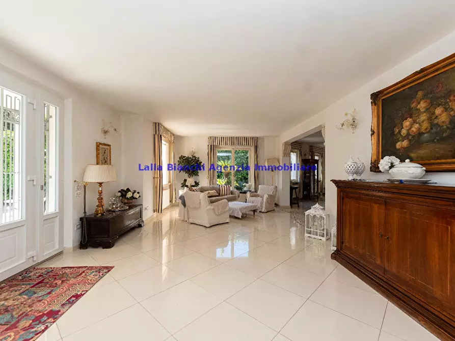 Immagine 2 di Appartamento in vendita  in STRADA PANORAMICA ARDIZIO a Pesaro