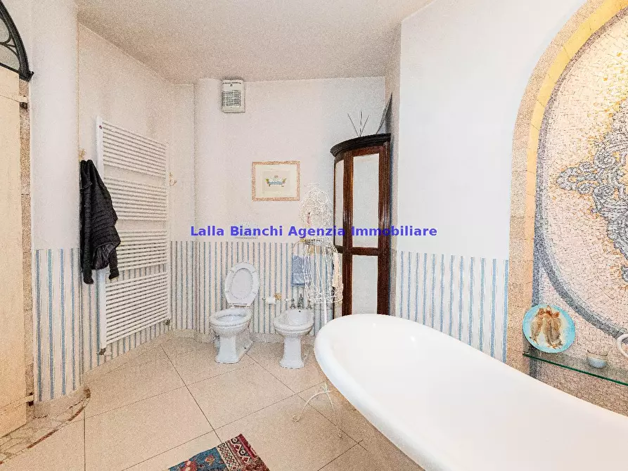 Immagine 16 di Appartamento in vendita  in STRADA PANORAMICA ARDIZIO a Pesaro