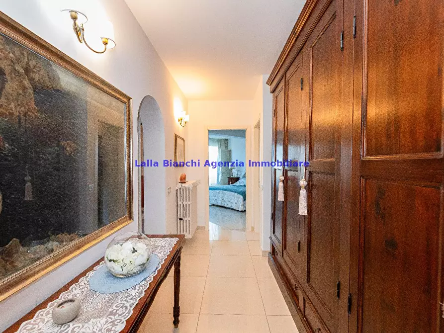 Immagine 24 di Appartamento in vendita  in STRADA PANORAMICA ARDIZIO a Pesaro