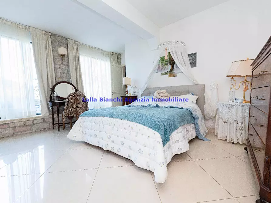 Immagine 40 di Appartamento in vendita  in STRADA PANORAMICA ARDIZIO a Pesaro