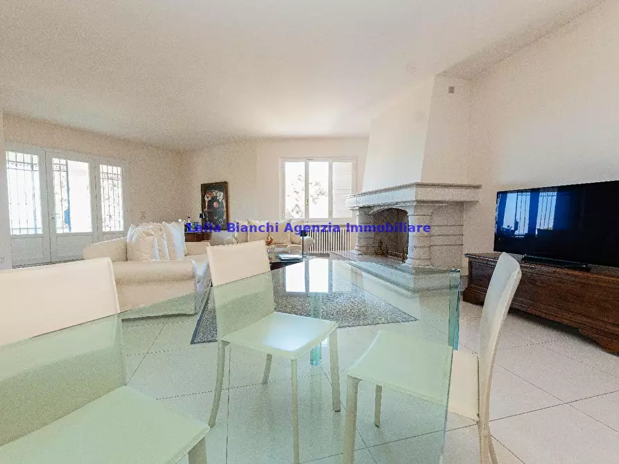 Immagine 6 di Appartamento in vendita  in STRADA PANORAMICA ARDIZIO a Pesaro