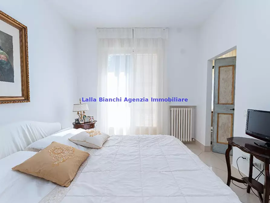 Immagine 9 di Appartamento in vendita  in STRADA PANORAMICA ARDIZIO a Pesaro