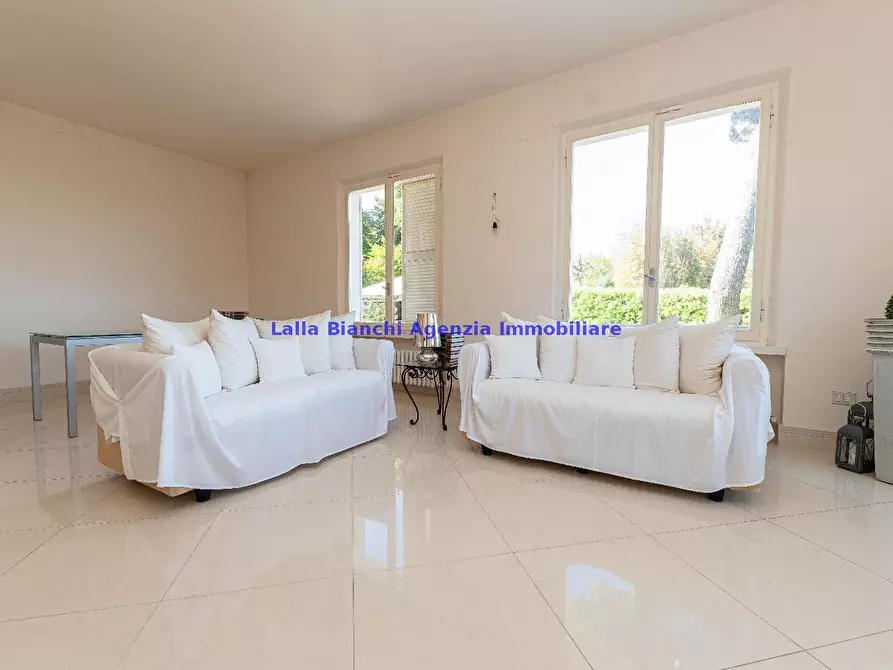 Immagine 2 di Appartamento in vendita  in STRADA PANORAMICA ARDIZIO a Pesaro