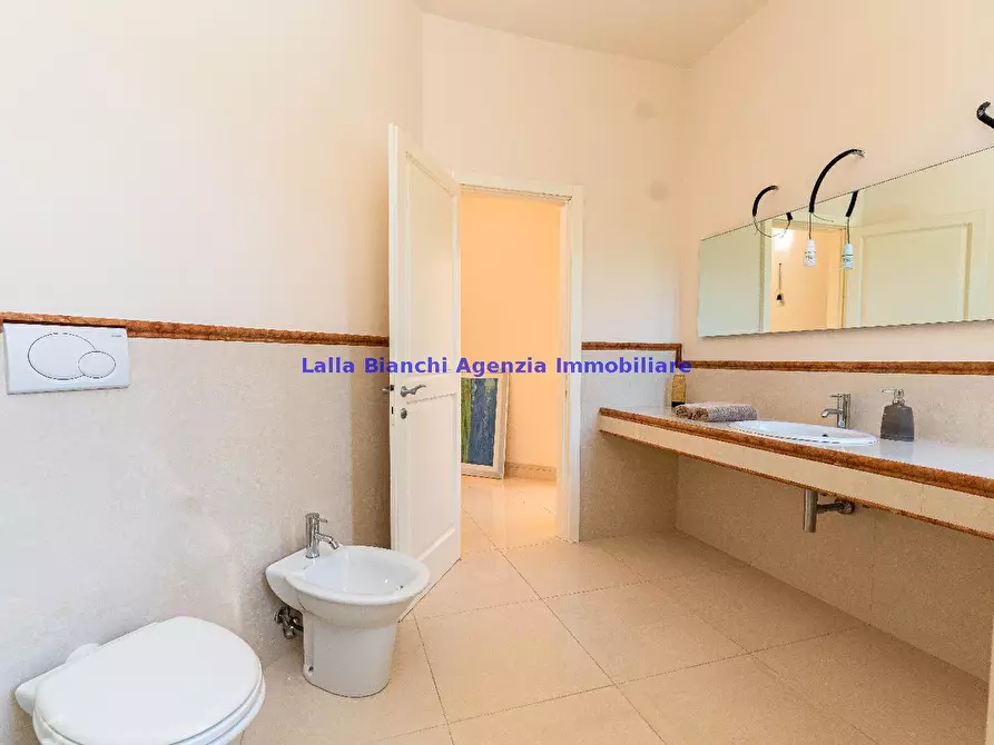 Immagine 15 di Appartamento in vendita  in STRADA PANORAMICA ARDIZIO a Pesaro