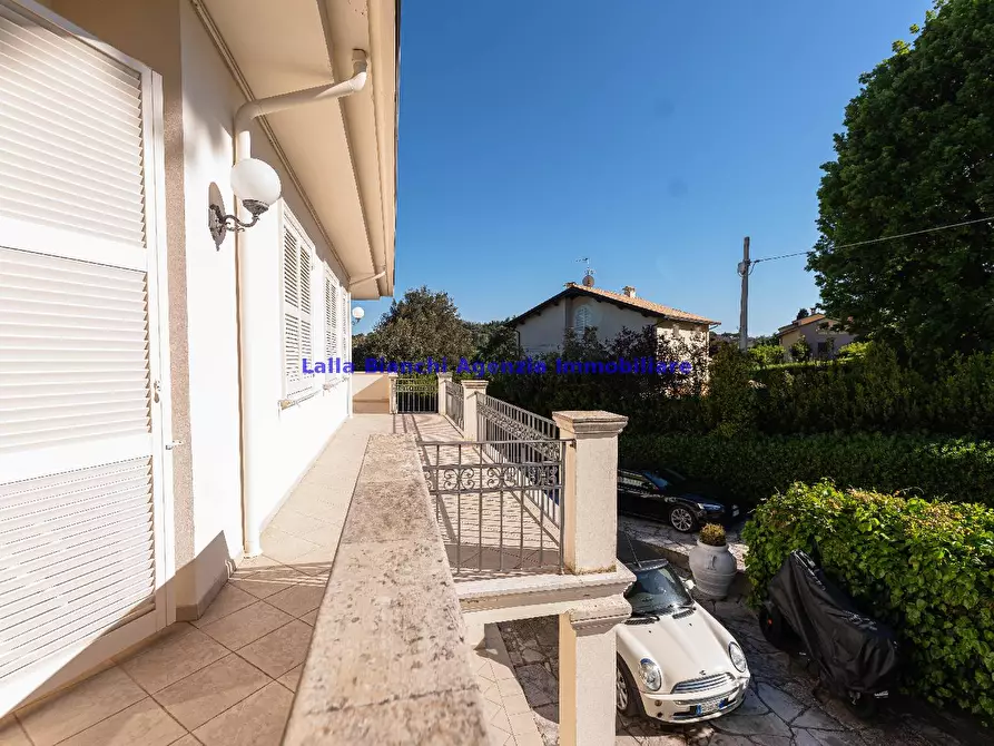 Immagine 19 di Appartamento in vendita  in STRADA PANORAMICA ARDIZIO a Pesaro