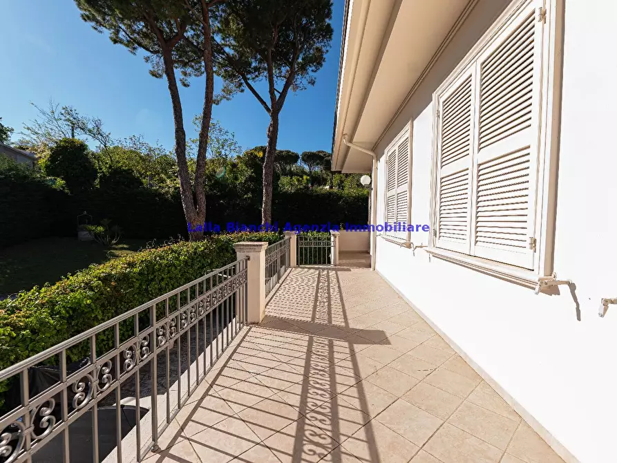 Immagine 20 di Appartamento in vendita  in STRADA PANORAMICA ARDIZIO a Pesaro