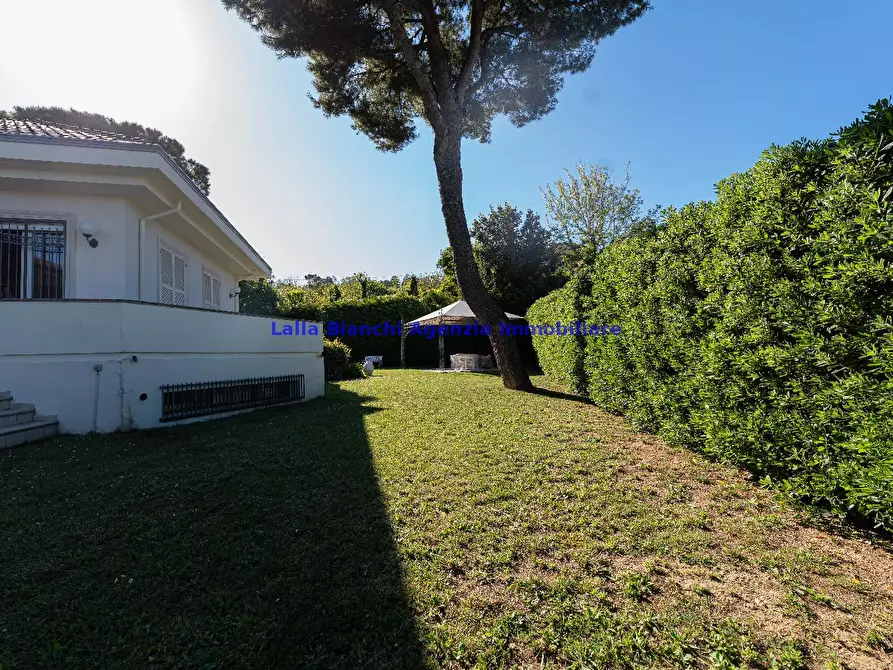 Immagine 51 di Appartamento in vendita  in STRADA PANORAMICA ARDIZIO a Pesaro