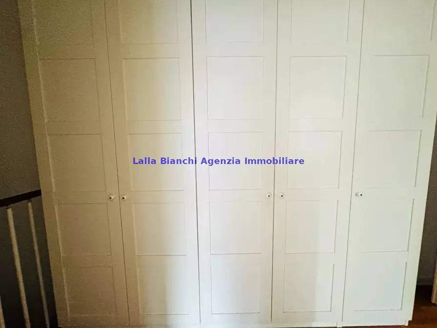 Immagine 4 di Appartamento in vendita  in VIA GHETTO DI TREBBIANTICO a Pesaro