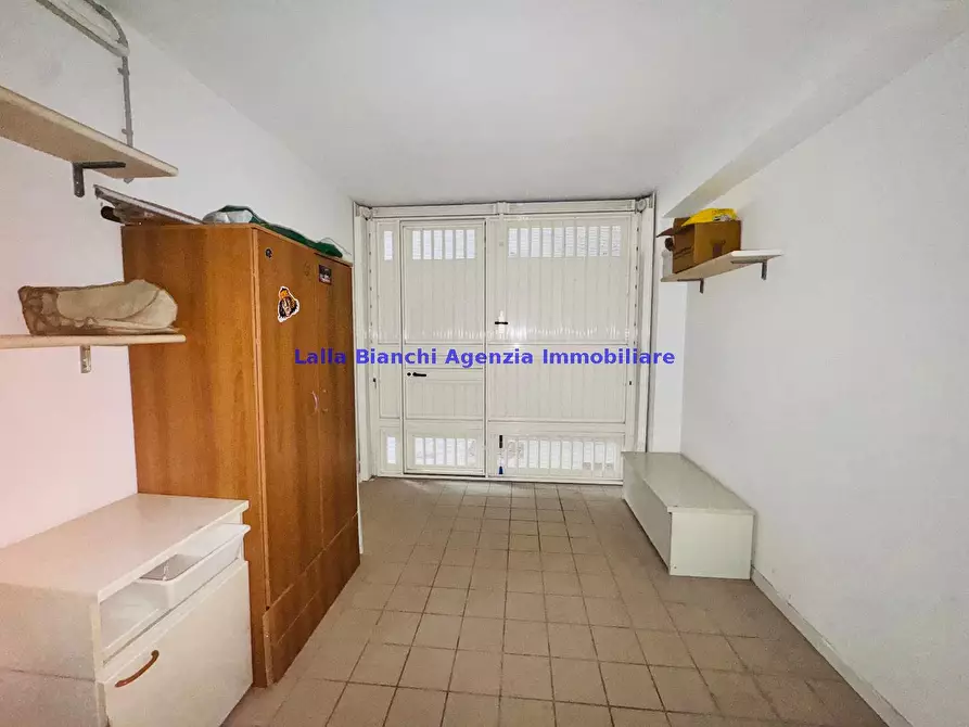 Immagine 9 di Appartamento in vendita  in VIA GHETTO DI TREBBIANTICO a Pesaro
