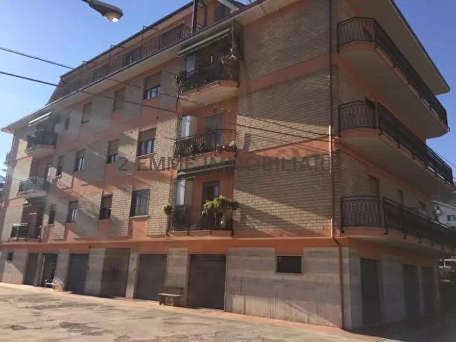 Immagine 1 di Appartamento in vendita  in VIA BENEDETTO CROCE 1 a Roccafluvione